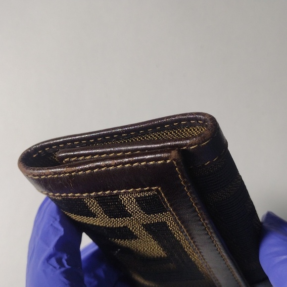 Vintage Fendi Brown leather Zucca Six Hooks Key Case 3.75x2 25-in - Luxury "#03" - Picture 6 of 11